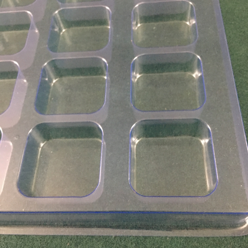 Poly Carbonate Trays