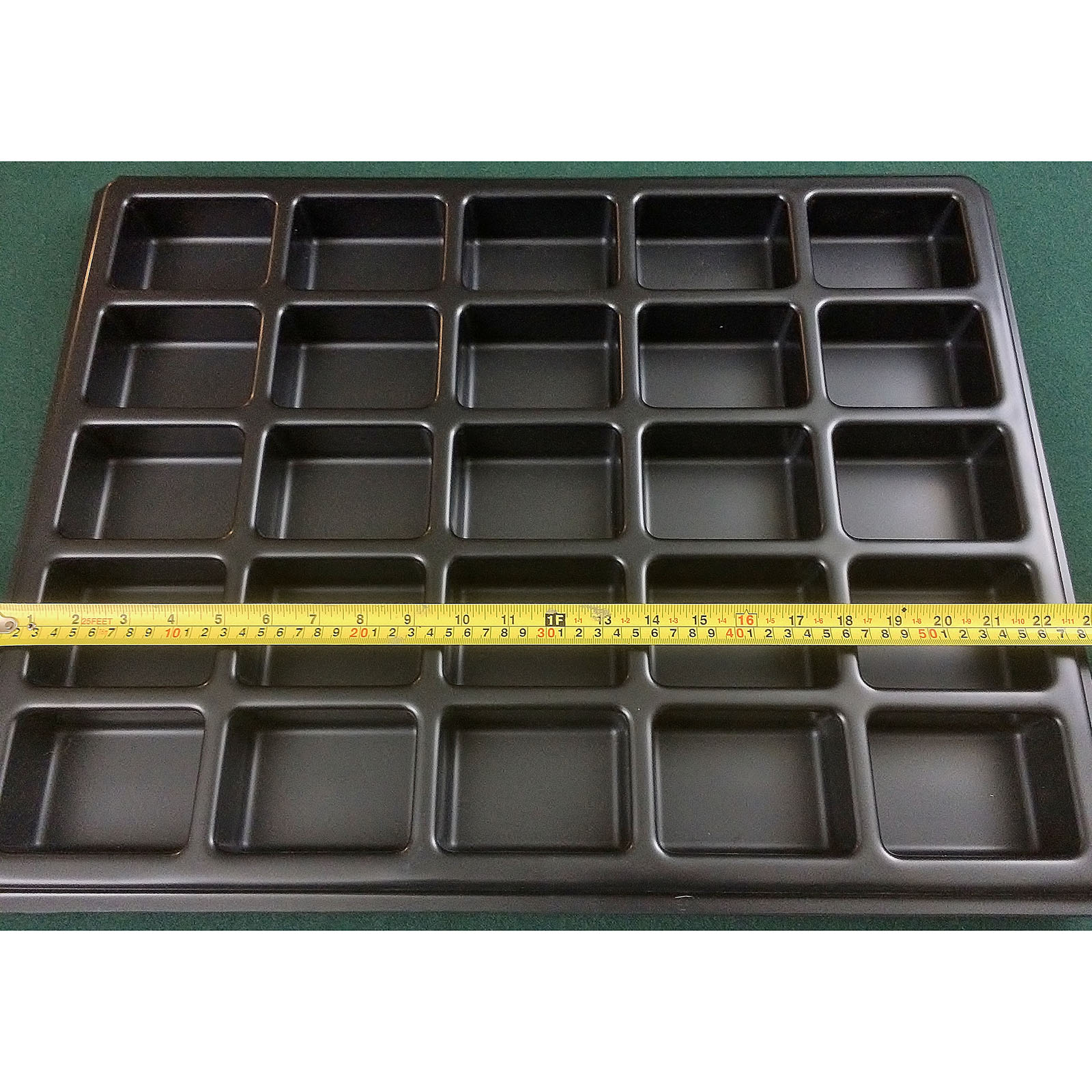Large Plastic Trays 25 Cavity  Reusable Cavity Trays For Industry